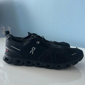 On Cloud 5 Mens 12.5 Black Athletic Shoes Lightweight worn with imperfections